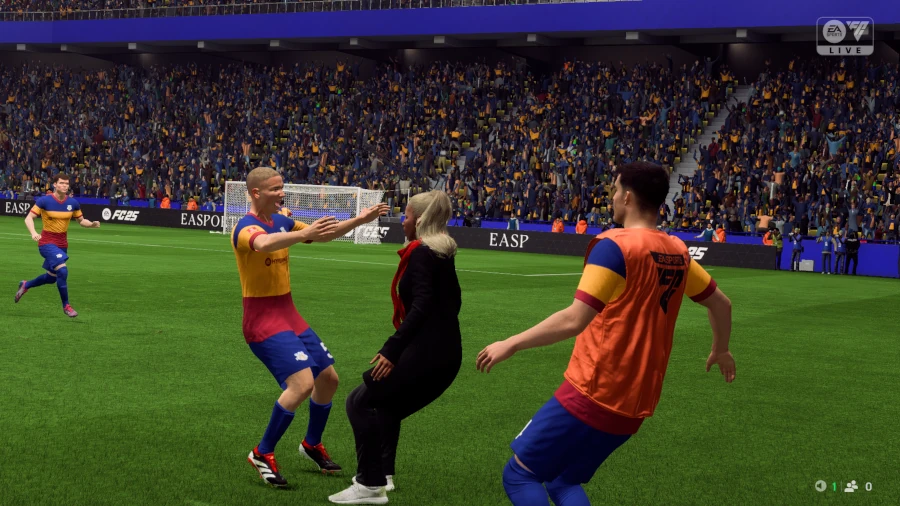 Das Bild zeigt den Sieg des Royal FC London im EA FC 25 Karrieremodus über den FC Liverpool.