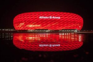 Das bild zeigt die Allianz-Arena im EA FC 26 Karrieremodus